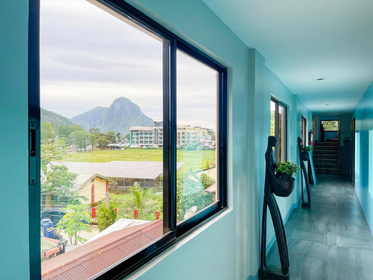 Amos Pili Tree Inn Powered By Cocotel El Nido Bagian luar foto