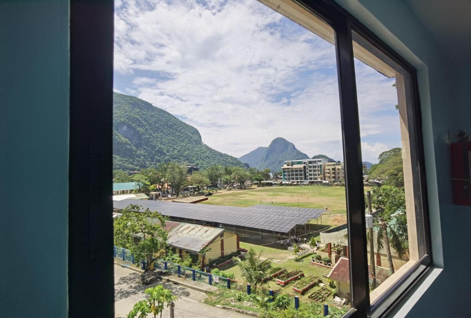 Amos Pili Tree Inn Powered By Cocotel El Nido Bagian luar foto