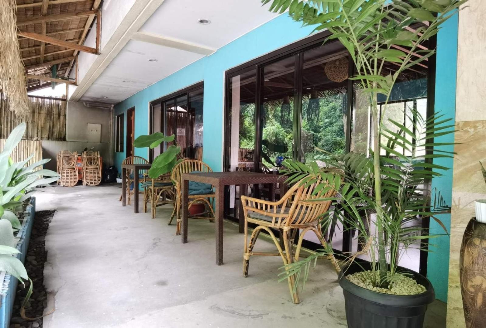 Amos Pili Tree Inn Powered By Cocotel El Nido Bagian luar foto